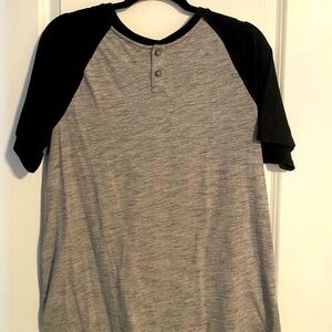 Mens Urban pipeline Henley tee